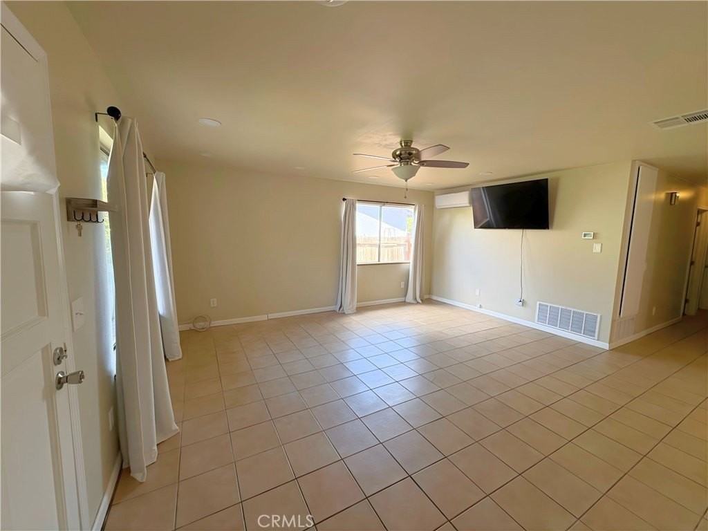 8186 Zinnia Place - Photo 3 of 29