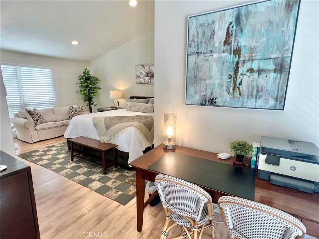 611 611 #B Orchid Avenue .5 - Photo 4 of 33