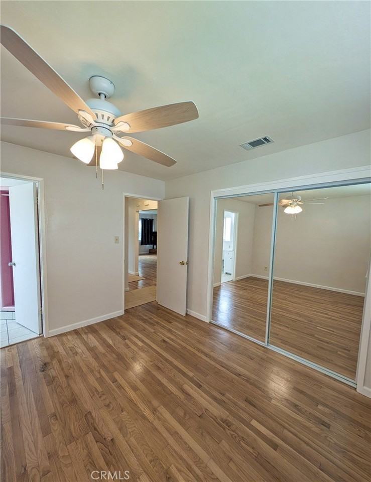 877 Pearl Dr - Photo 7 of 16