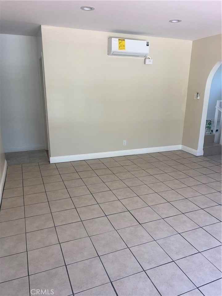 1674 El Sereno Ave - Photo 5 of 23