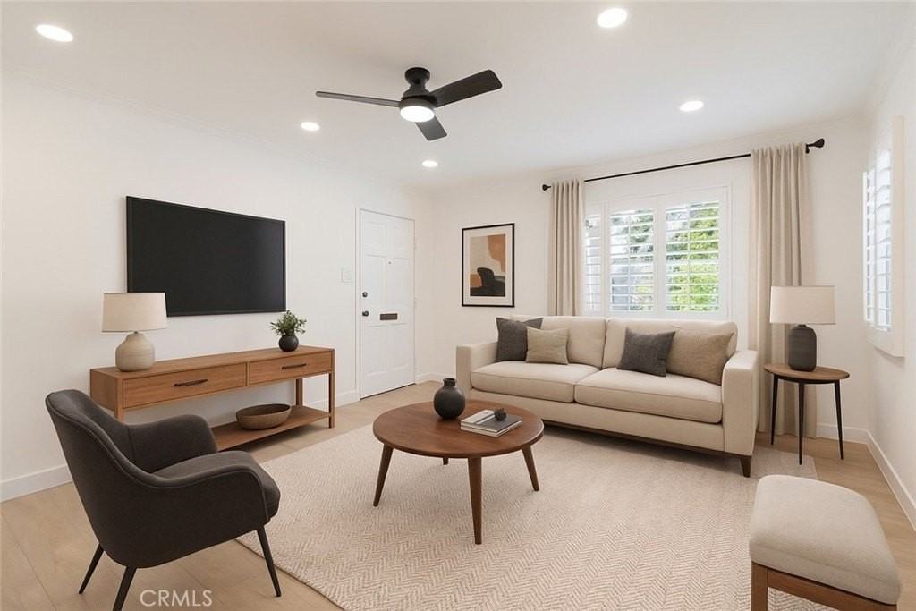 8108 Lemona Avenue - Photo 2 of 26