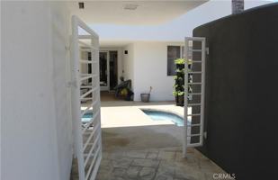 featured image of 27851 Lake St