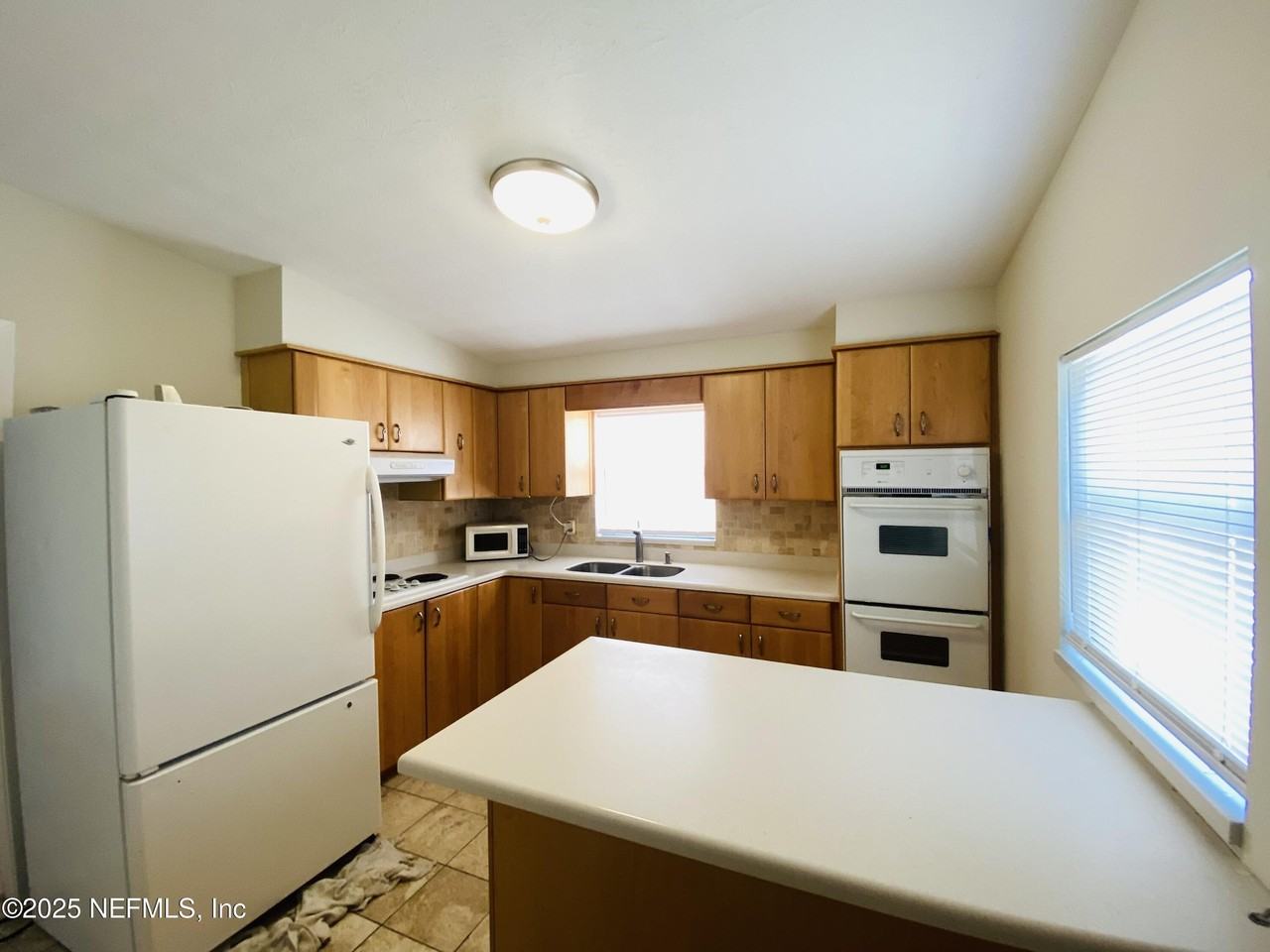 11303 Americana Lane - Photo 5 of 22