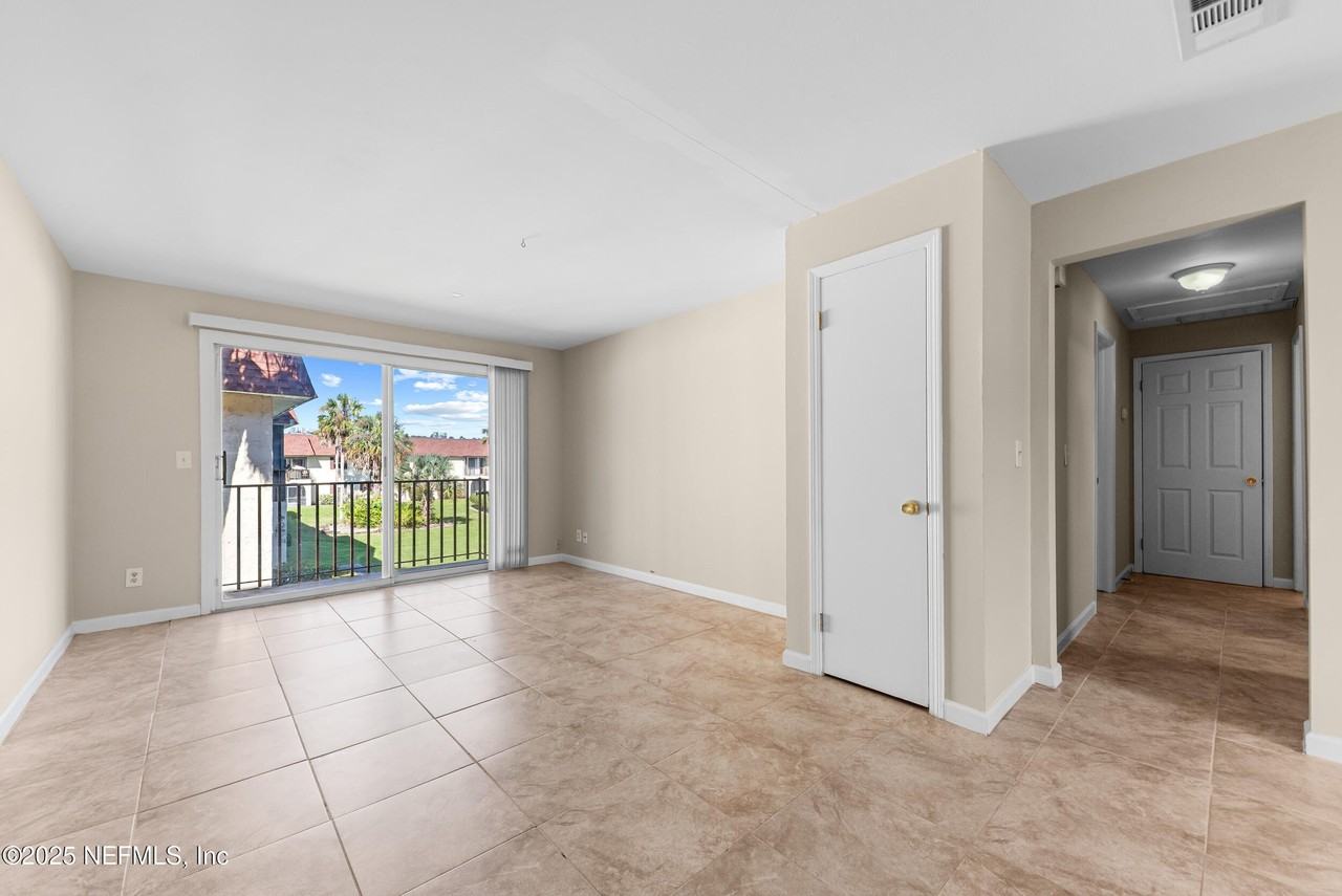 7341 El Ocho Rd Apt 6 #6 - Photo 5 of 20