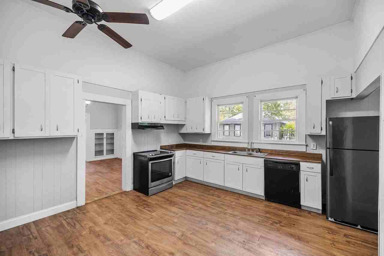 405 Hickory St - Photo 7 of 22