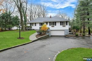 featured image of 406 Lydecker St