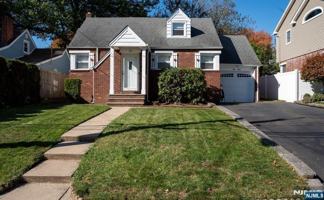 featured image of 58 Elm St