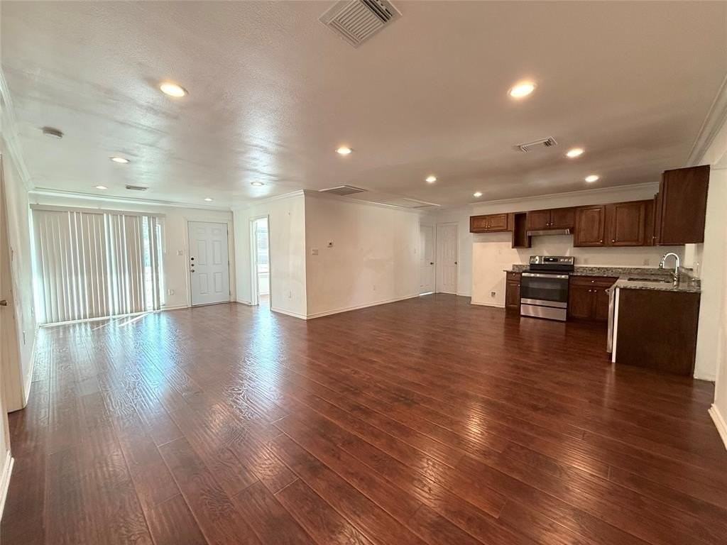 311 N Macarthur Blvd - Photo 5 of 17