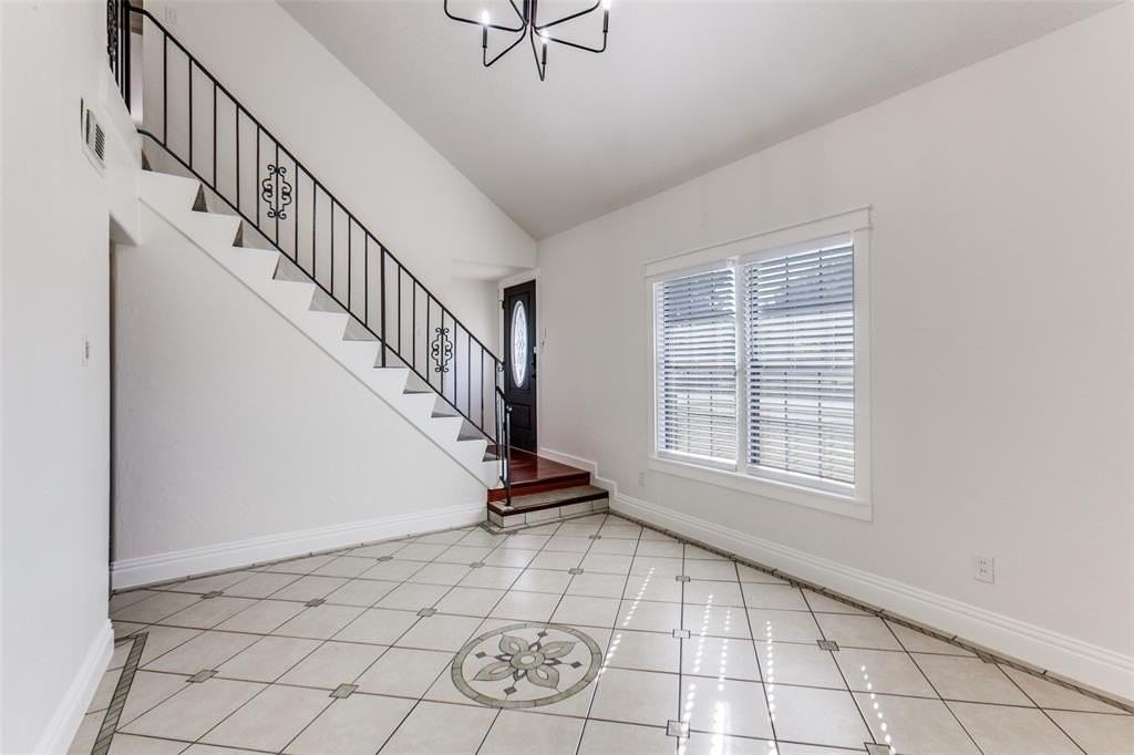 110 Ocean Drive - Photo 2 of 20