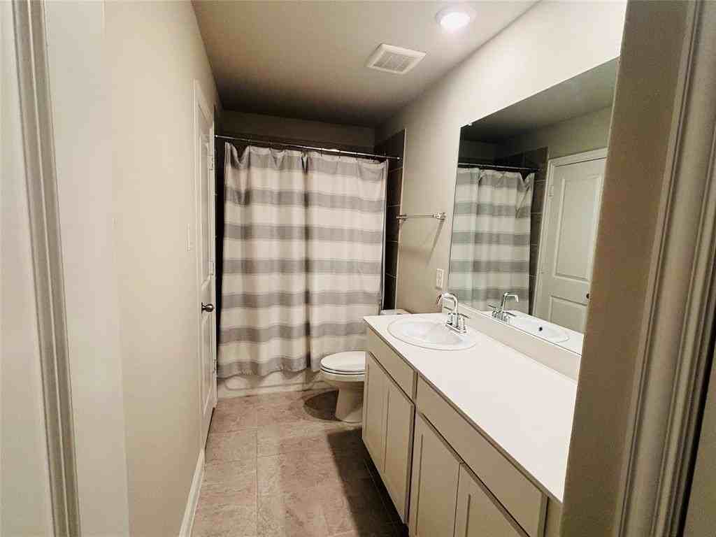 6820 Elm St - Photo 4 of 12