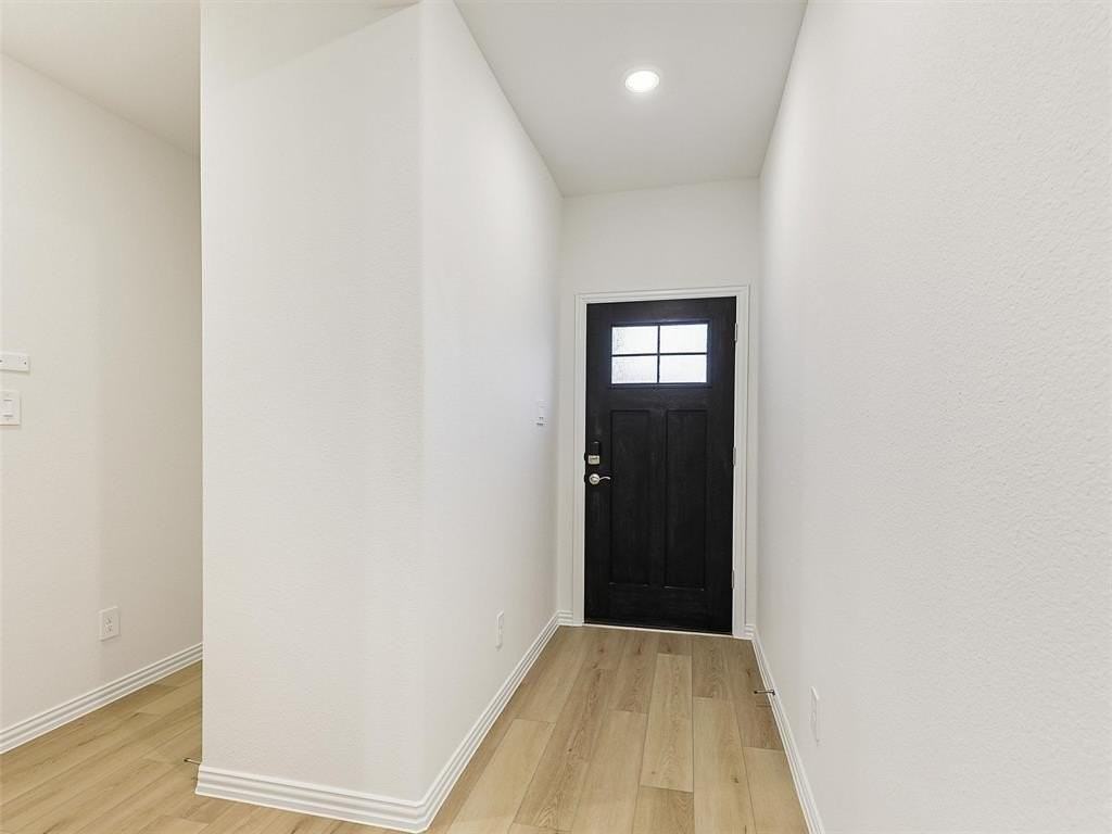 506 Cottner Drive - Photo 3 of 33