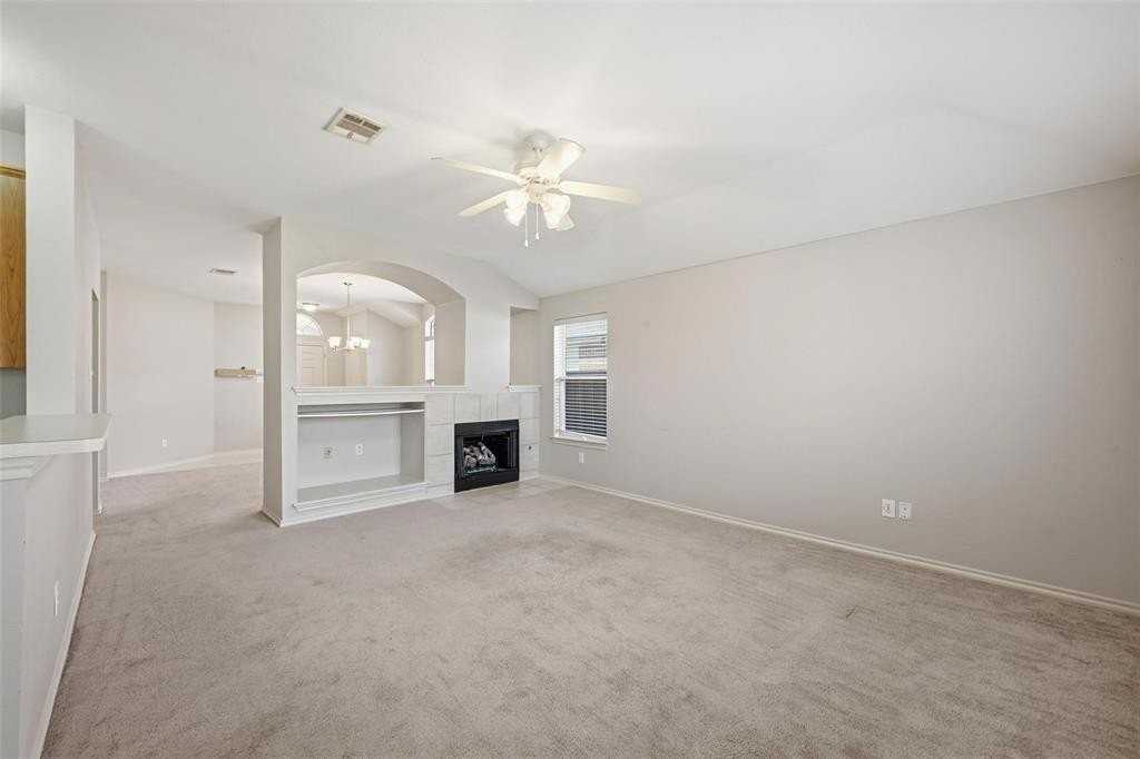 3100 Admiral Dr - Photo 7 of 20