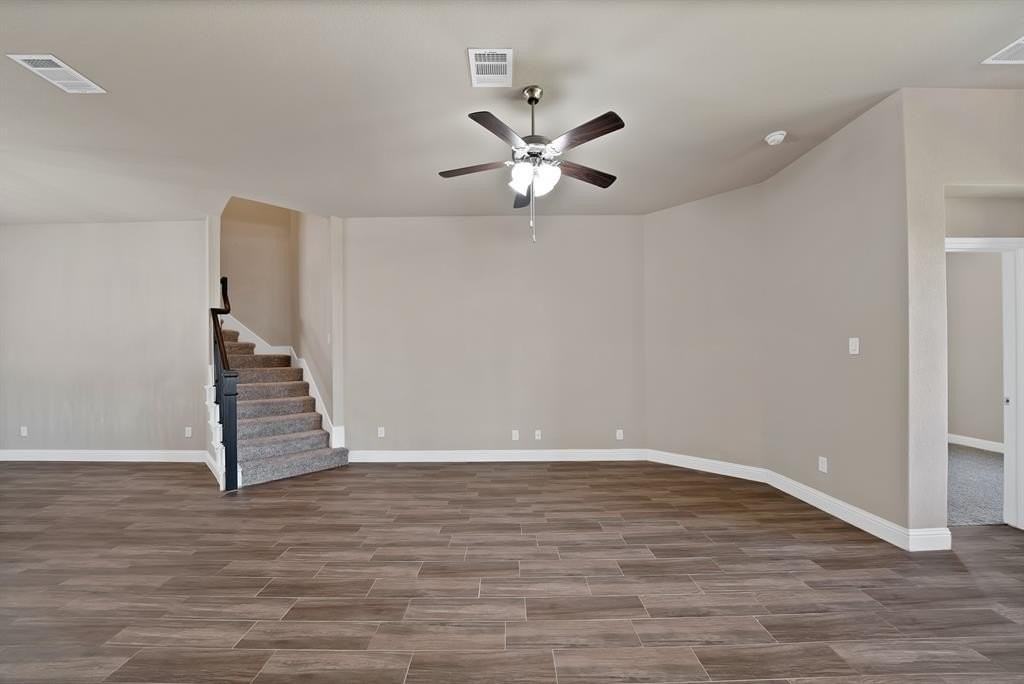 2003 Oleander St - Photo 7 of 40