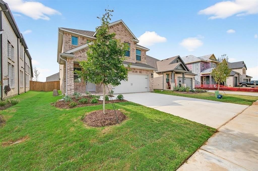 910 Sunflower Trl - Photo 2 of 39