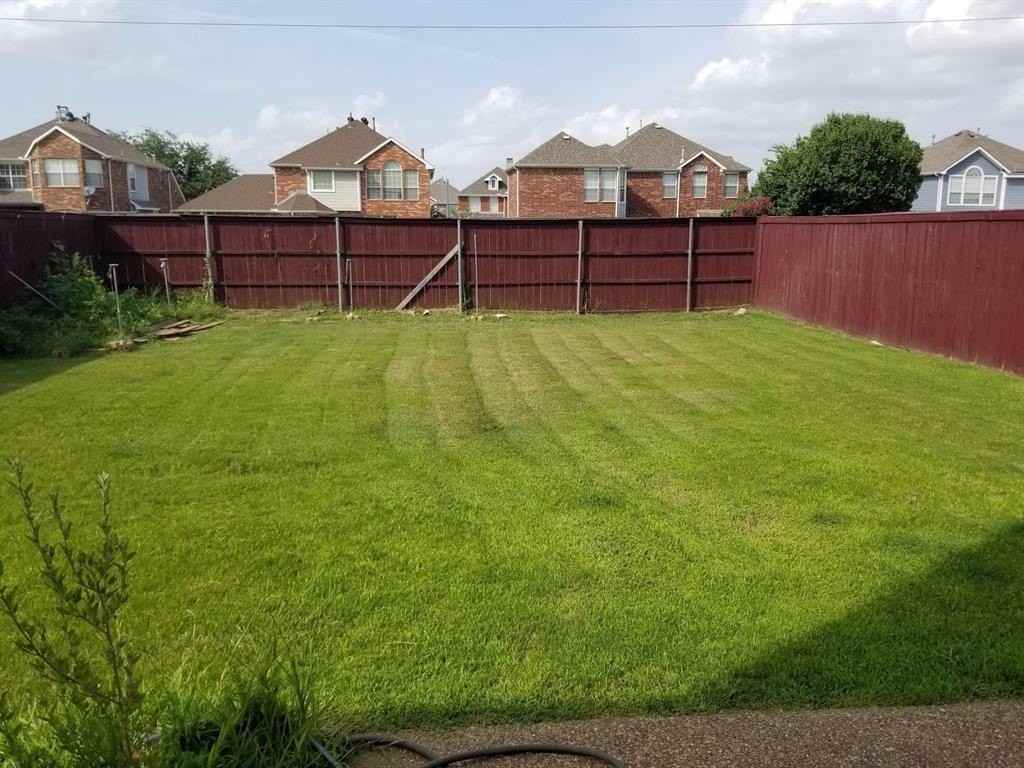 535 Poplar Ln - Photo 5 of 14