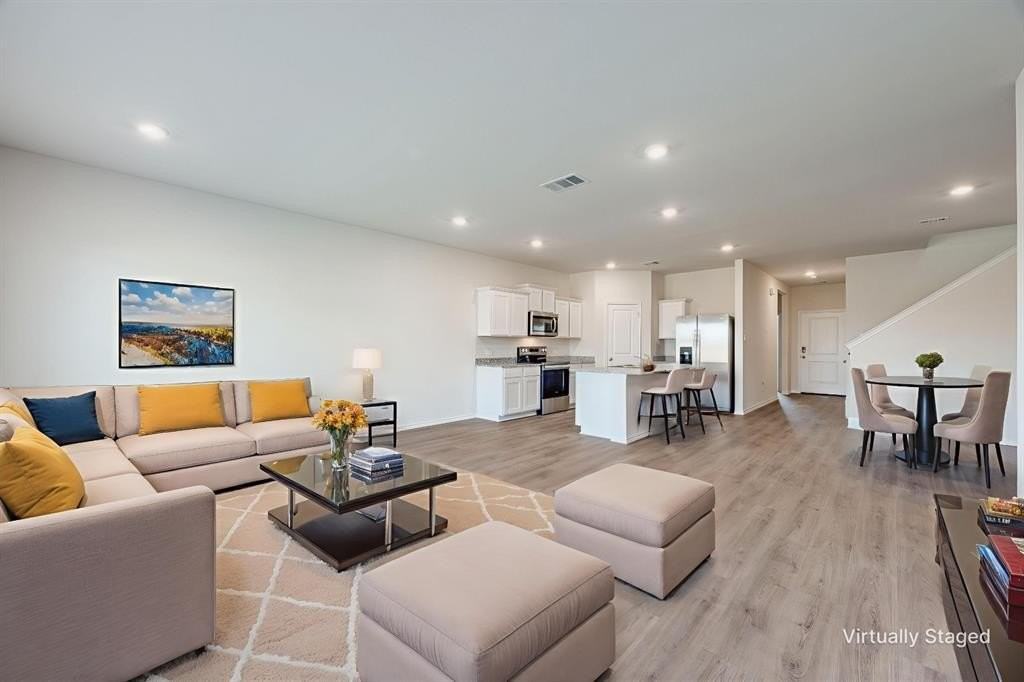 3433 Marie Dr - Photo 2 of 39