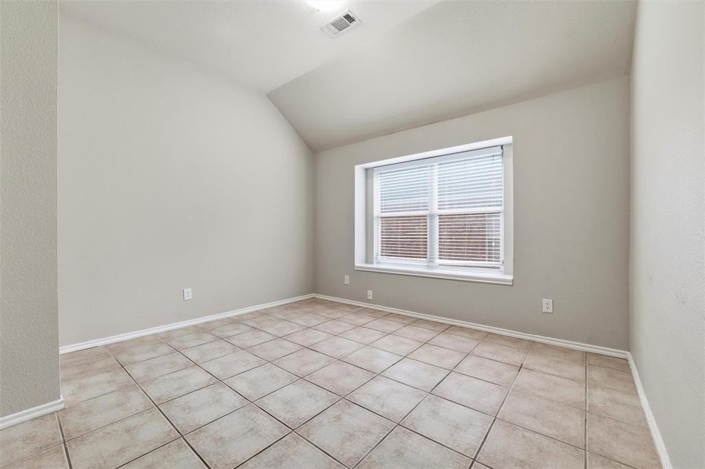 2711 Lake Way Dr - Photo 6 of 13