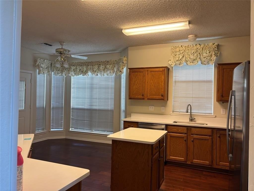 10720 Columbia Dr - Photo 7 of 7