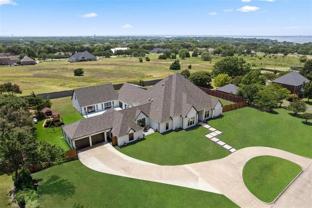 209 Carriage Hill Ln - Photo 1 of 1