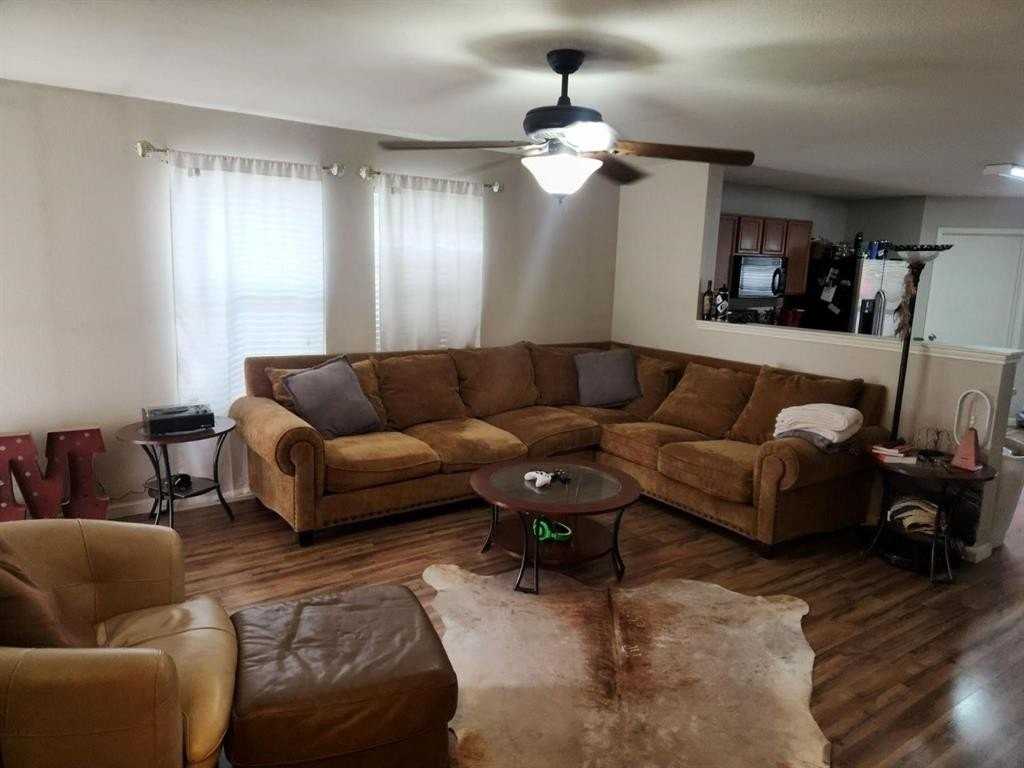 829 Poncho Lane - Photo 2 of 13