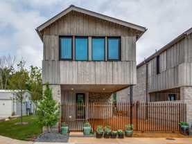 907 Blackland Ct - Photo 1 of 1