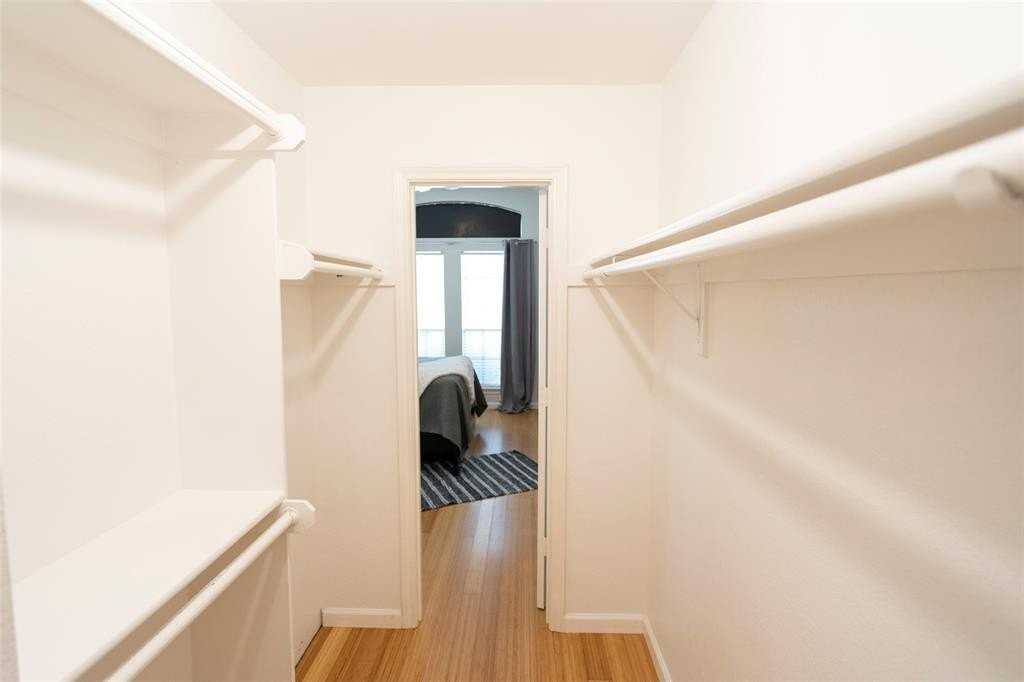 1040 Monarch Dr - Photo 7 of 19