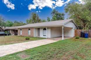 11119 Woodmere Dr - Photo 1 of 1