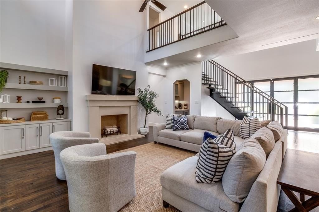 6615 Northwood Rd - Photo 5 of 30