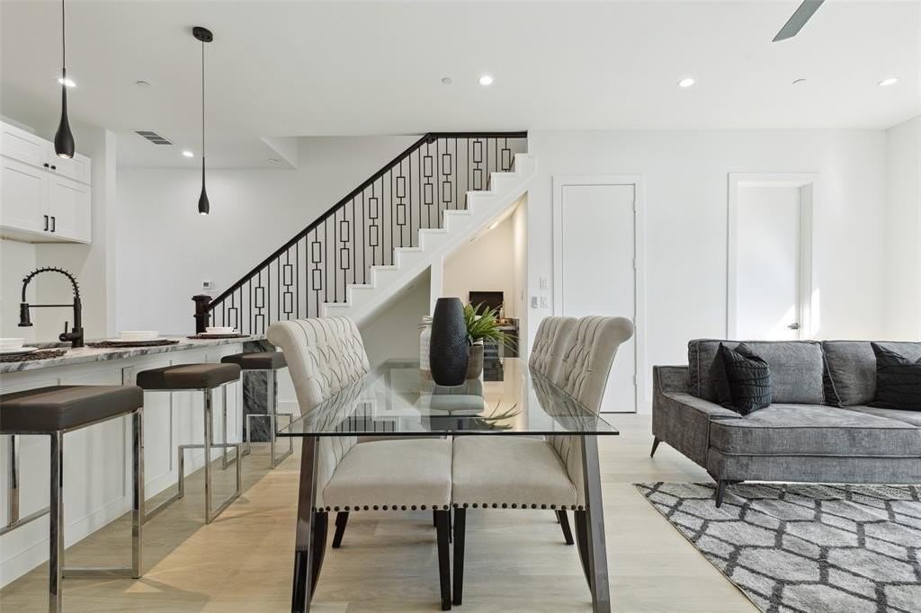 426 Melba St #104 - Photo 4 of 26