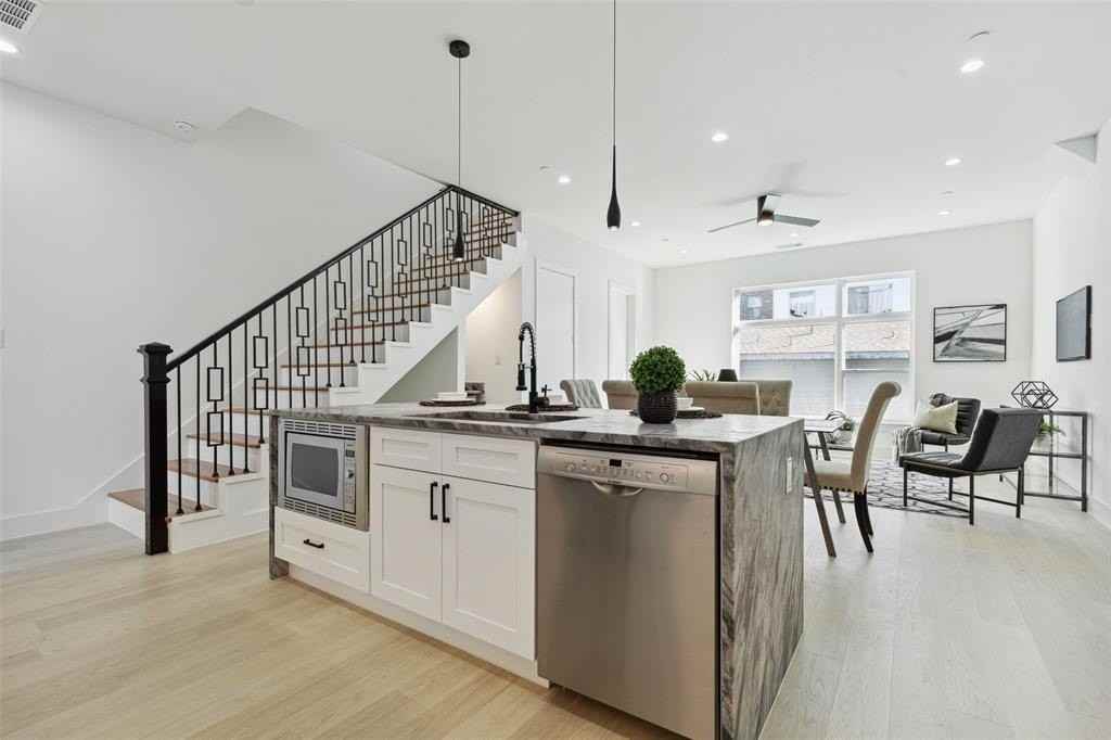 426 Melba St #104 - Photo 5 of 26