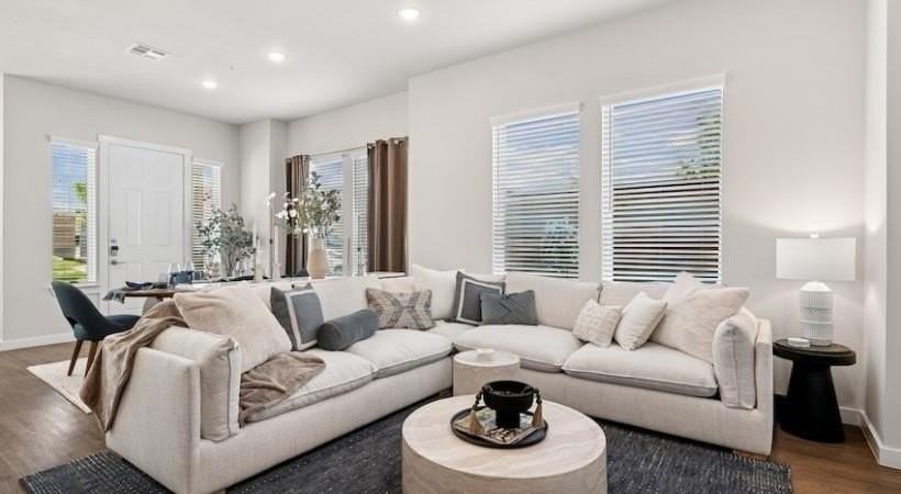 2600 N Lake Forest Dr #201 - Photo 3 of 23