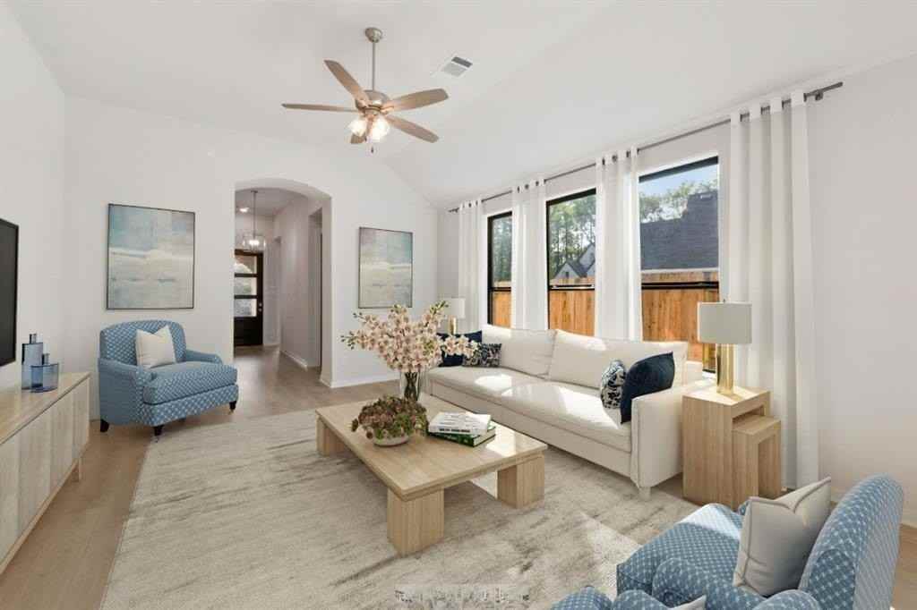 7315 Lake Arrowhead Ln - Photo 5 of 30