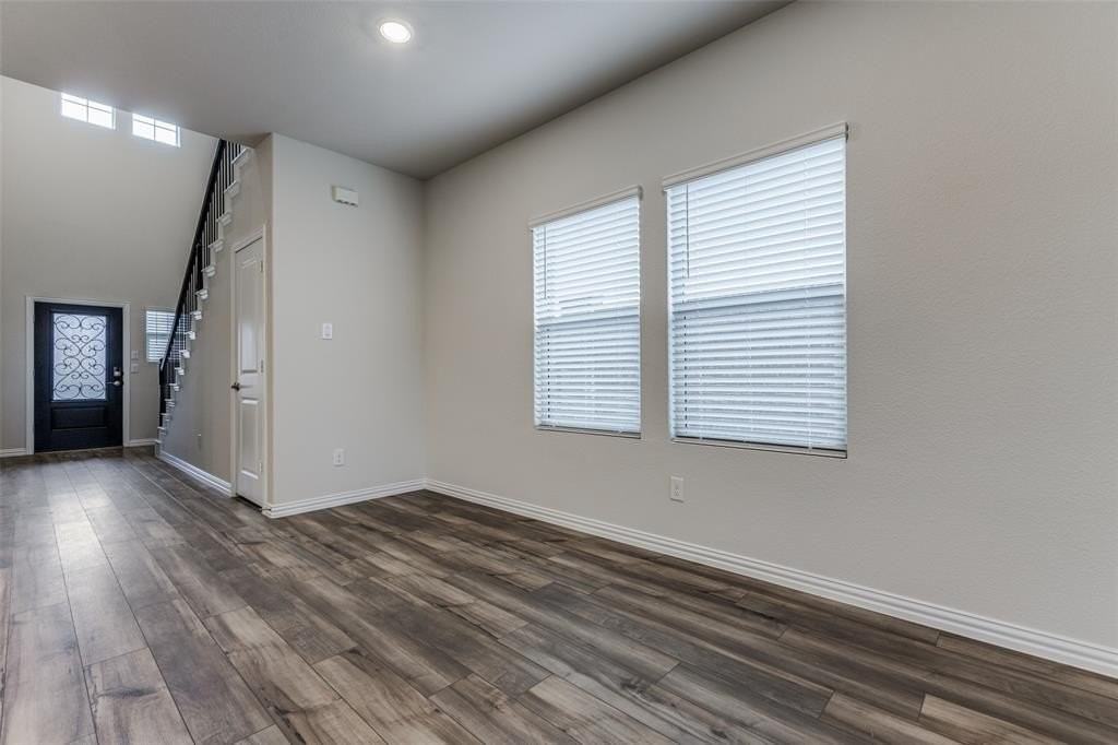 5011 Bellhurst Dr - Photo 5 of 28