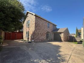 3411 Briaroaks Dr - Photo 1 of 1