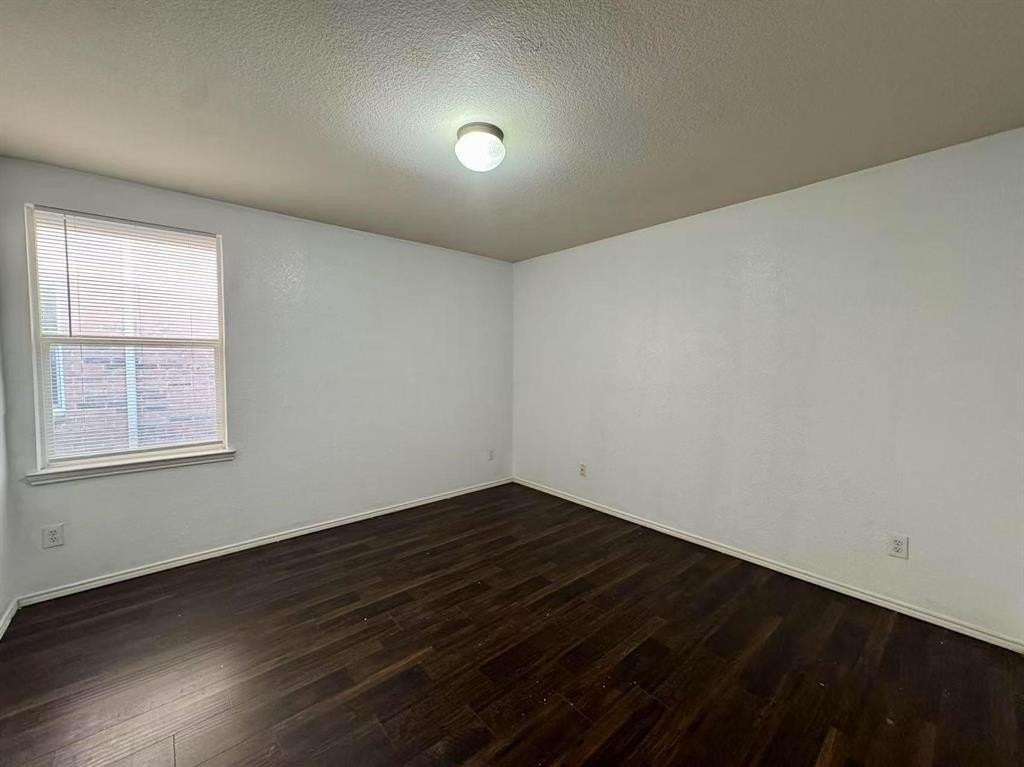 9832 Dartmouth Dr - Photo 4 of 21