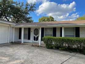 2413 Sussex Dr - Photo 1 of 1