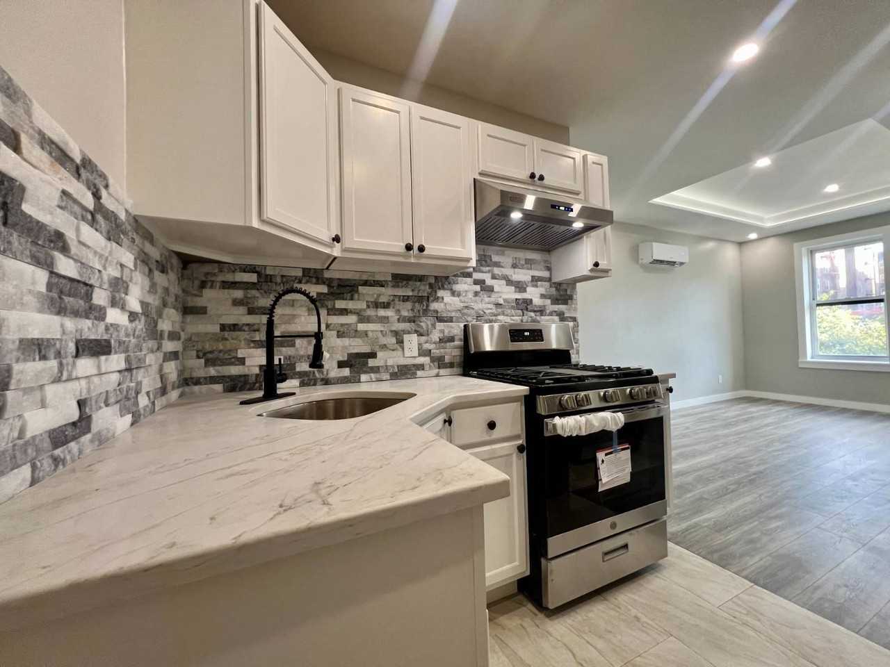 8105 Northern Blvd - Photo 5 of 6