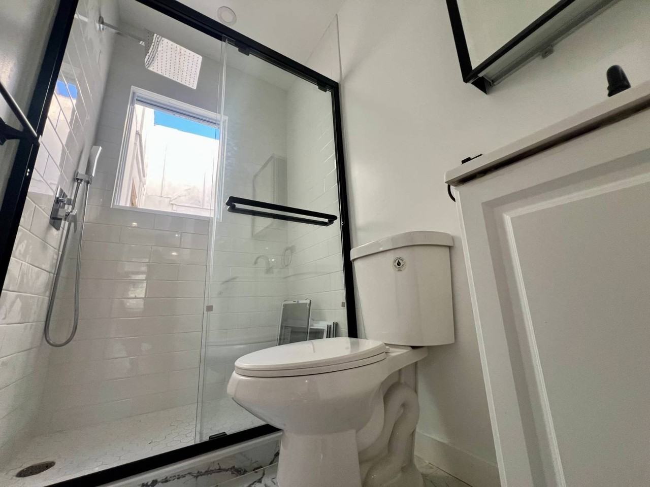 8105 Northern Blvd - Photo 6 of 6