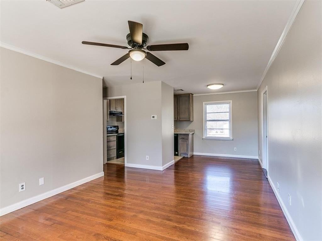 122 S Sherry Ave - Photo 4 of 20