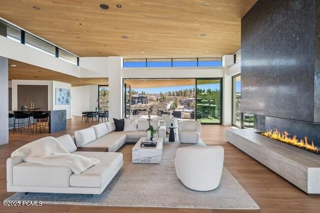 3821 Pinnacle Sky Loop - Photo 4 of 46