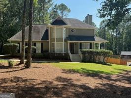 featured image of 35 Chatsworth Cir