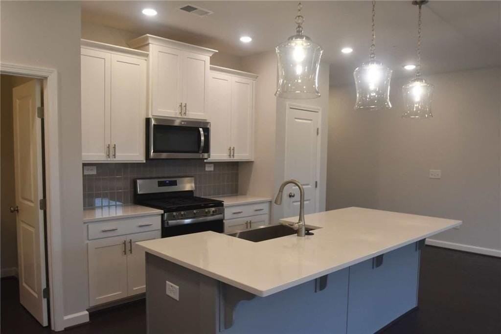 313 Niles Court - Photo 6 of 38