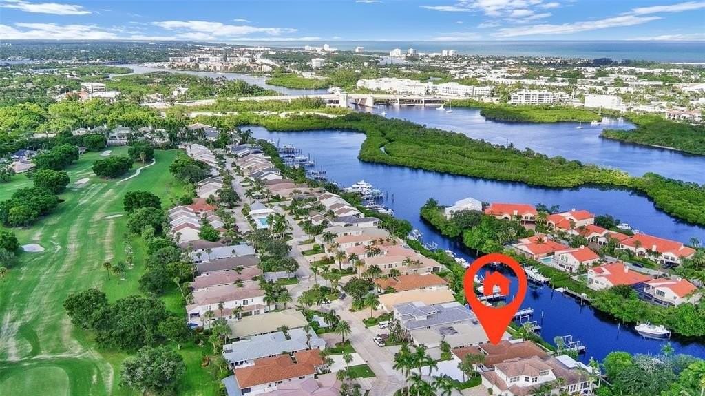 17026 Bay St - Photo 5 of 50