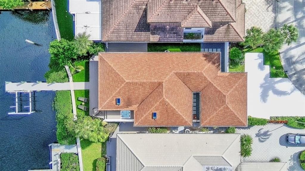 17026 Bay St - Photo 7 of 50