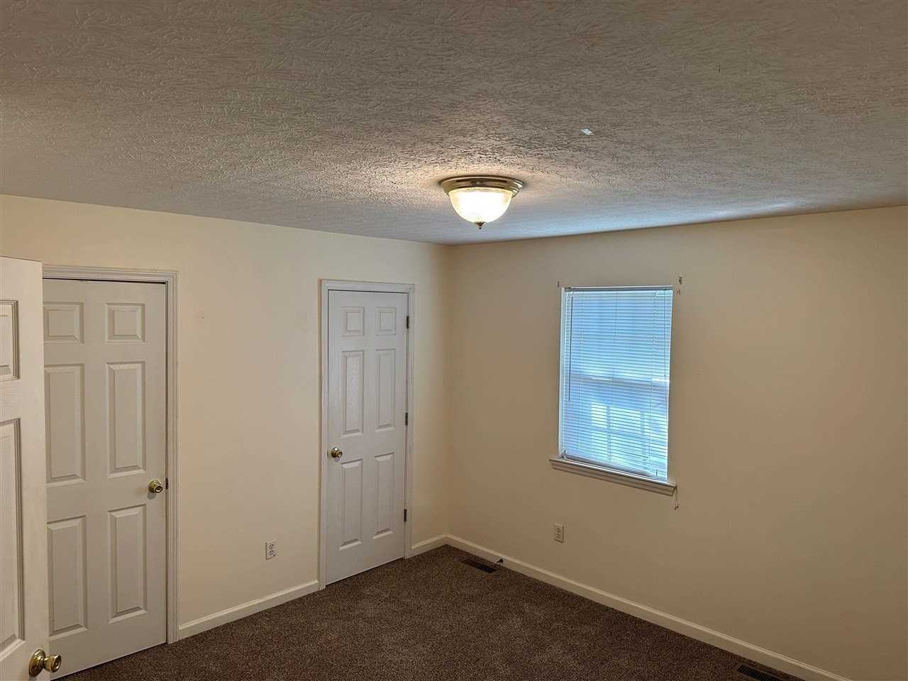 1302 Smallhouse Rd Apt D - Photo 6 of 12