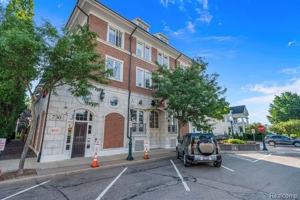 featured image of 730 Penniman Ave #205