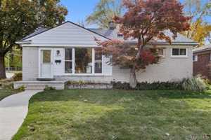 featured image of 1203 Hickory Ave