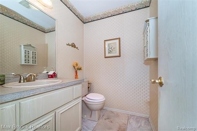 862 Yorktown Ct - Photo 7 of 50