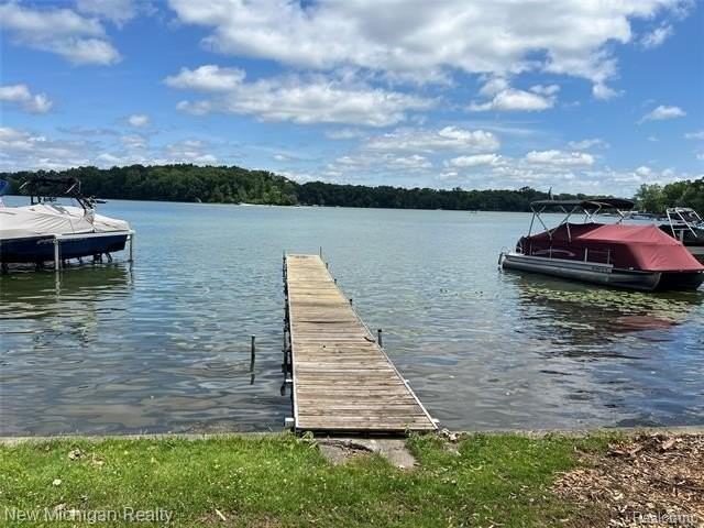 7920 Detroit Blvd - Photo 3 of 27