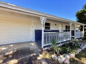 1455 Ne Silver Maple Way - Photo 1 of 1